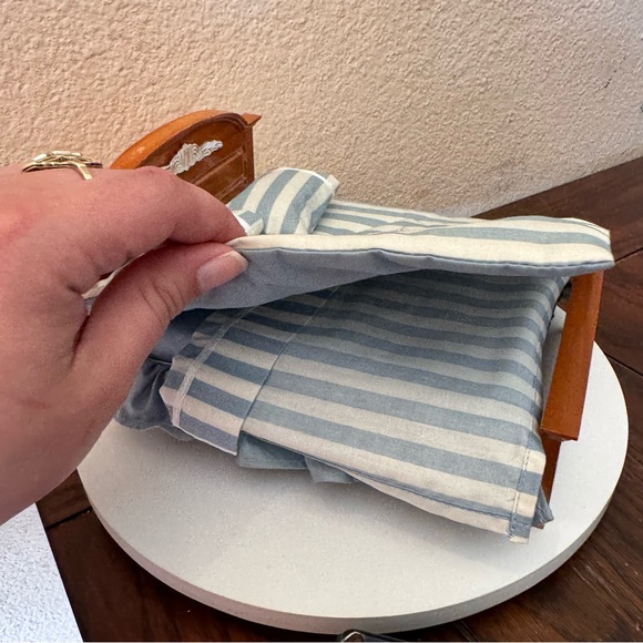 Vintage dollhouse furniture wood bed frame bed blue and white stripe bedding - Picture 5 of 8
